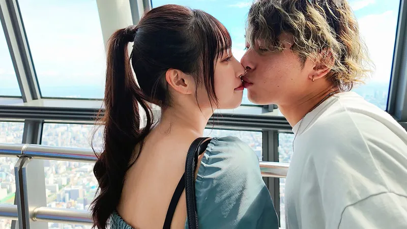5570 与一位可以接受中出和拍摄的性伴侣约会.